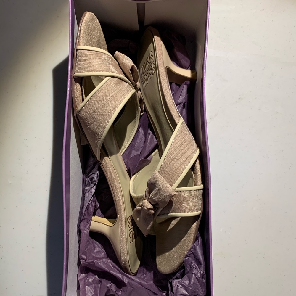 Low heel Sandals